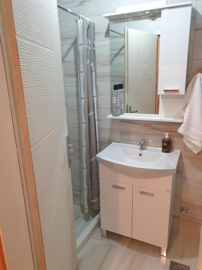 טרביניה Apartment Stari Grad מראה חיצוני תמונה