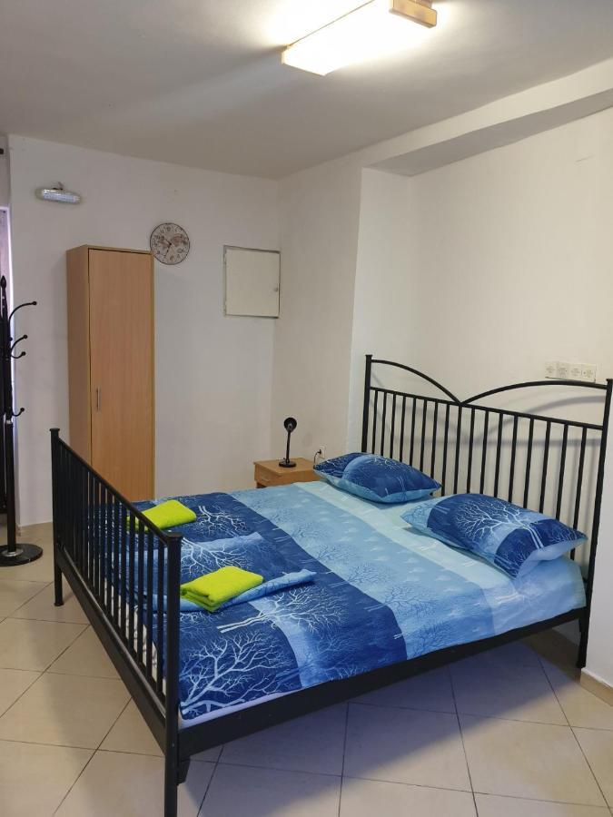טרביניה Apartment Stari Grad מראה חיצוני תמונה