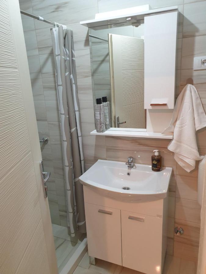 טרביניה Apartment Stari Grad מראה חיצוני תמונה