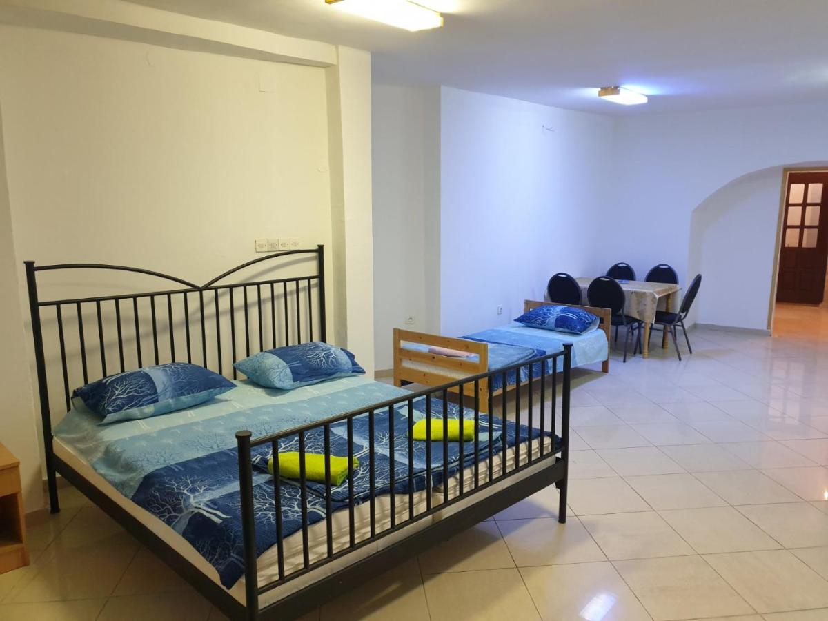 טרביניה Apartment Stari Grad מראה חיצוני תמונה