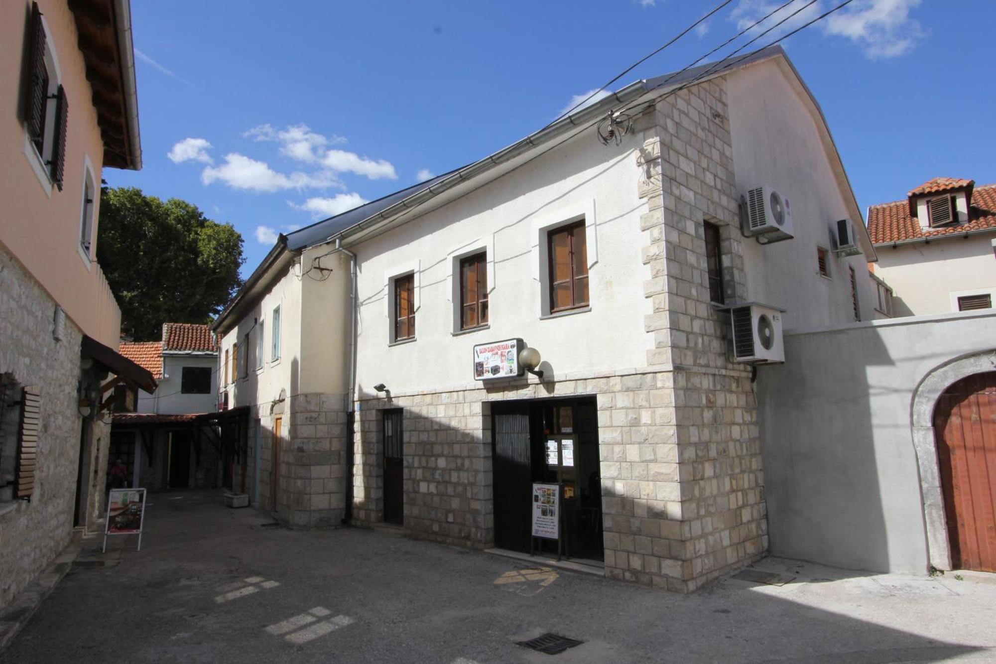 טרביניה Apartment Stari Grad חדר תמונה